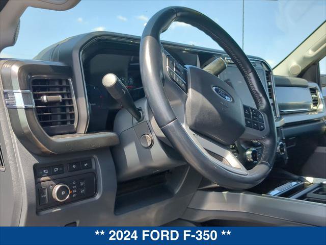 Used 2024 Ford F350 Lariat w/ Black Appearance Package AWD/4WD image 12