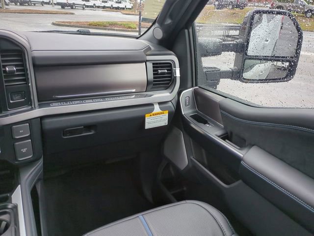 New 2026 Ford F250 4x4 Crew Cab Super Duty image 17