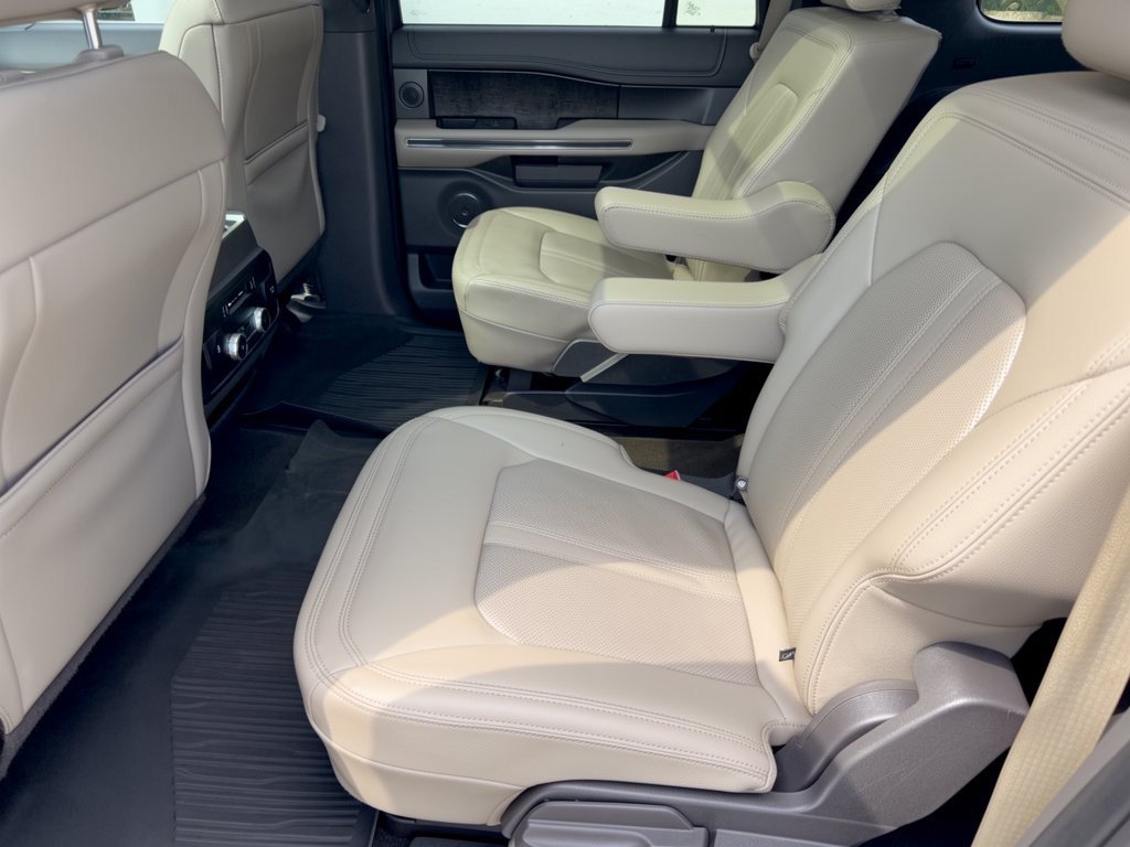 Used 2021 Ford Expedition Max Limited RWD image 25