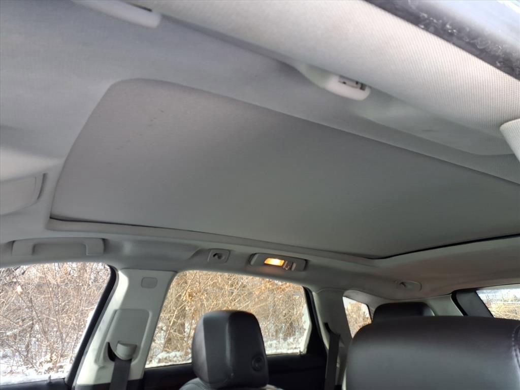 Used 2011 Cadillac SRX Premium image 8