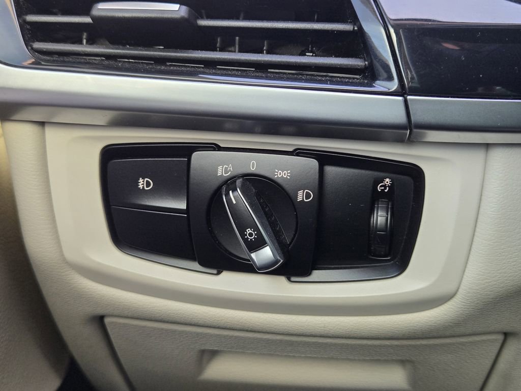 Used 2016 BMW X5 xDrive35d image 21