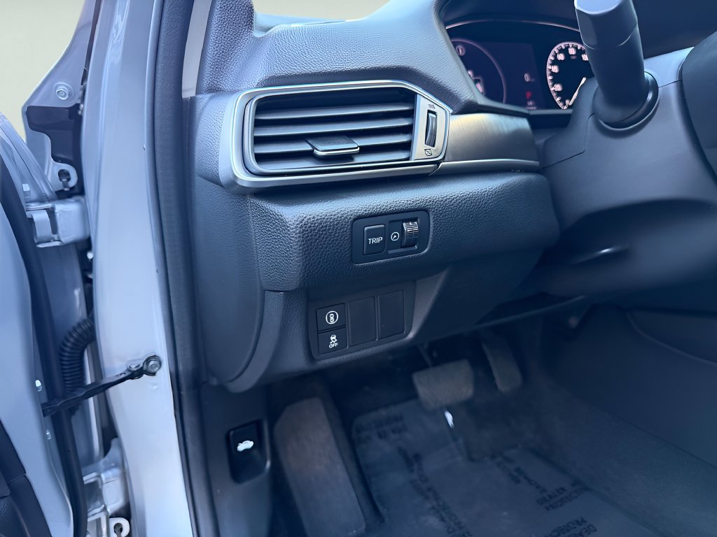 Used 2021 Honda Accord LX image 18