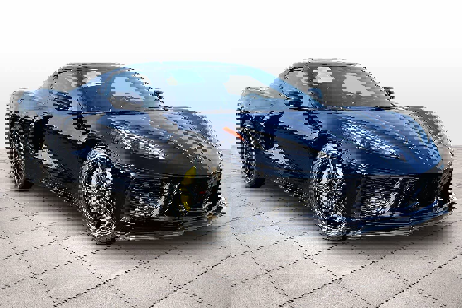 Used 2022 Chevrolet Corvette Stingray Premium Conv w/ Z51 Performance Package image 2