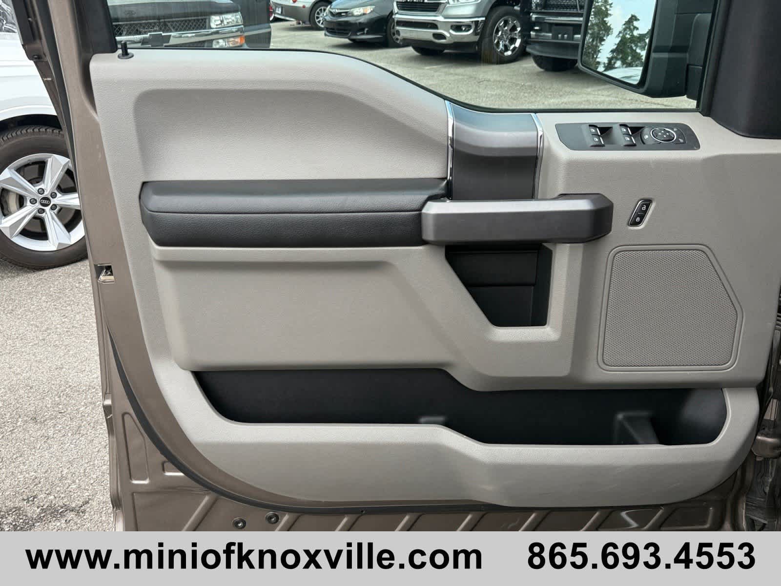 Used 2019 Ford F150 XLT w/ Equipment Group 302A Luxury AWD/4WD image 13