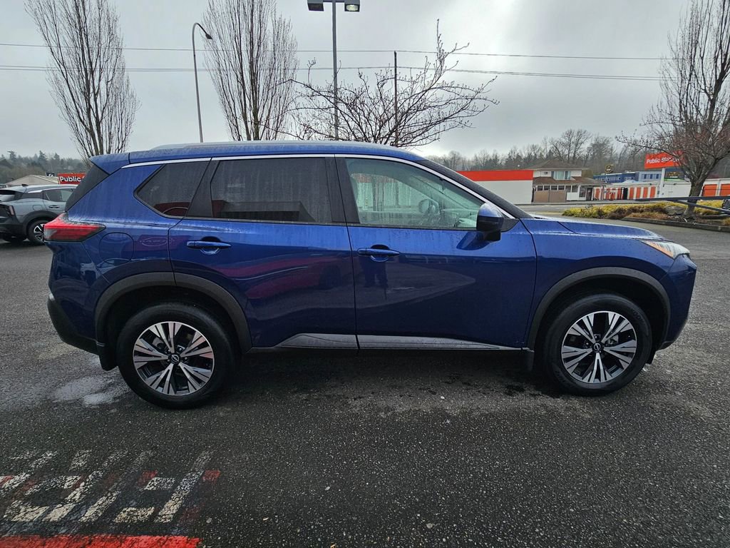 Certified 2023 Nissan Rogue SV w/ SV Premium Package AWD/4WD image 4
