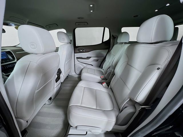 Used 2023 GMC Acadia SLT w/ Preferred Package image 24
