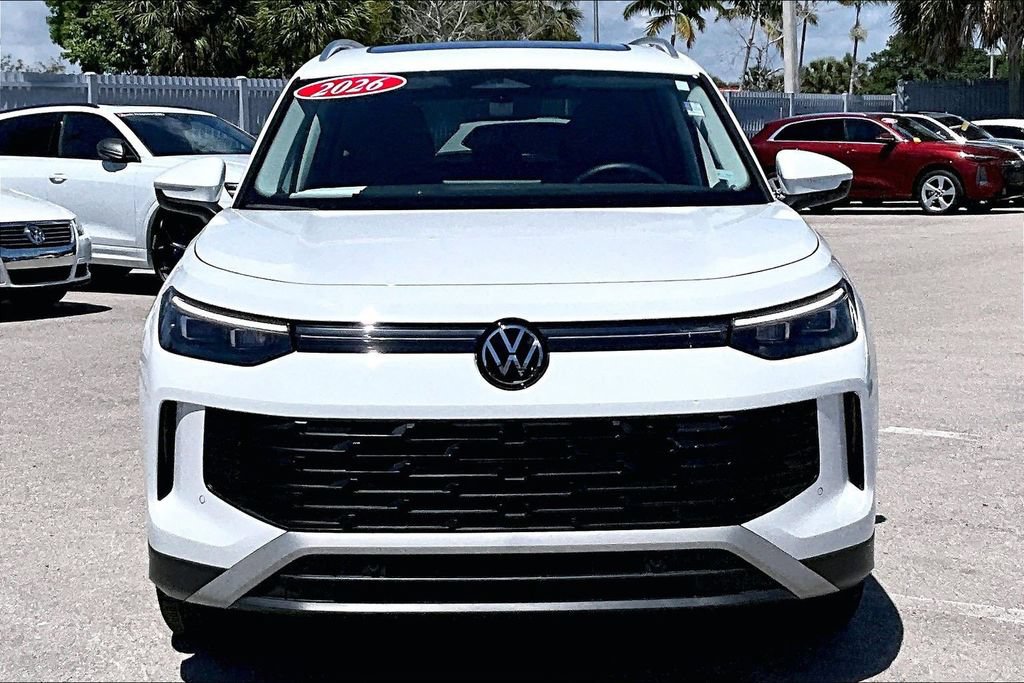 Certified 2026 Volkswagen Tiguan SE w/ Panoramic Sunroof Package FWD image 10
