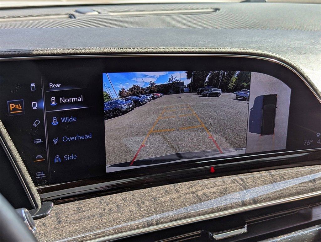 Used 2022 Cadillac Escalade Premium Luxury image 21