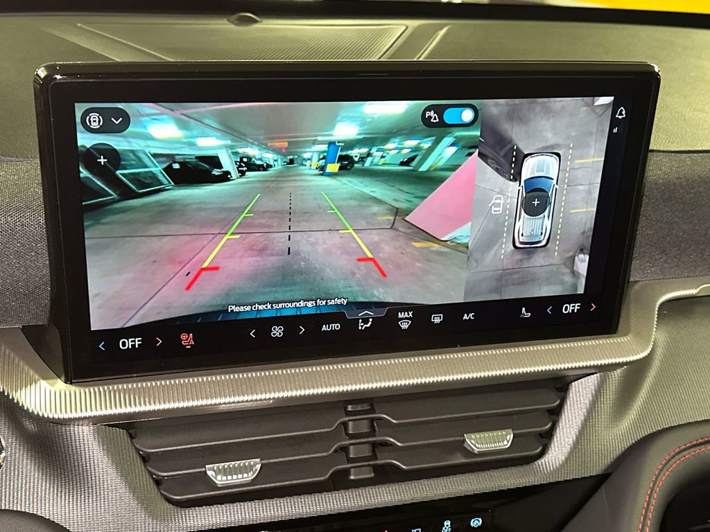 Used 2025 Ford Explorer ST-Line w/ Premium Package image 32