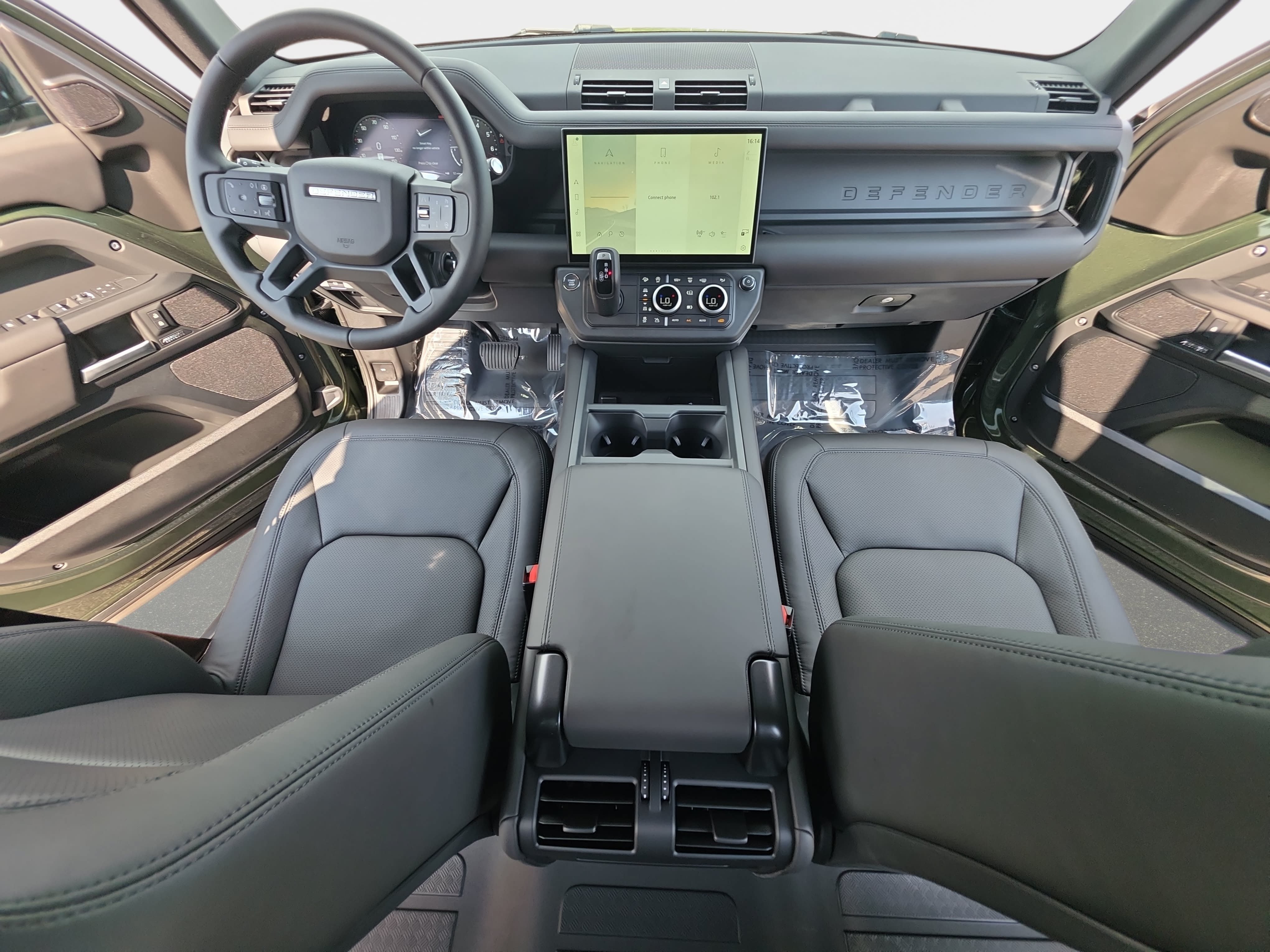 New 2026 Land Rover Defender 110 X-Dynamic SE AWD/4WD image 9