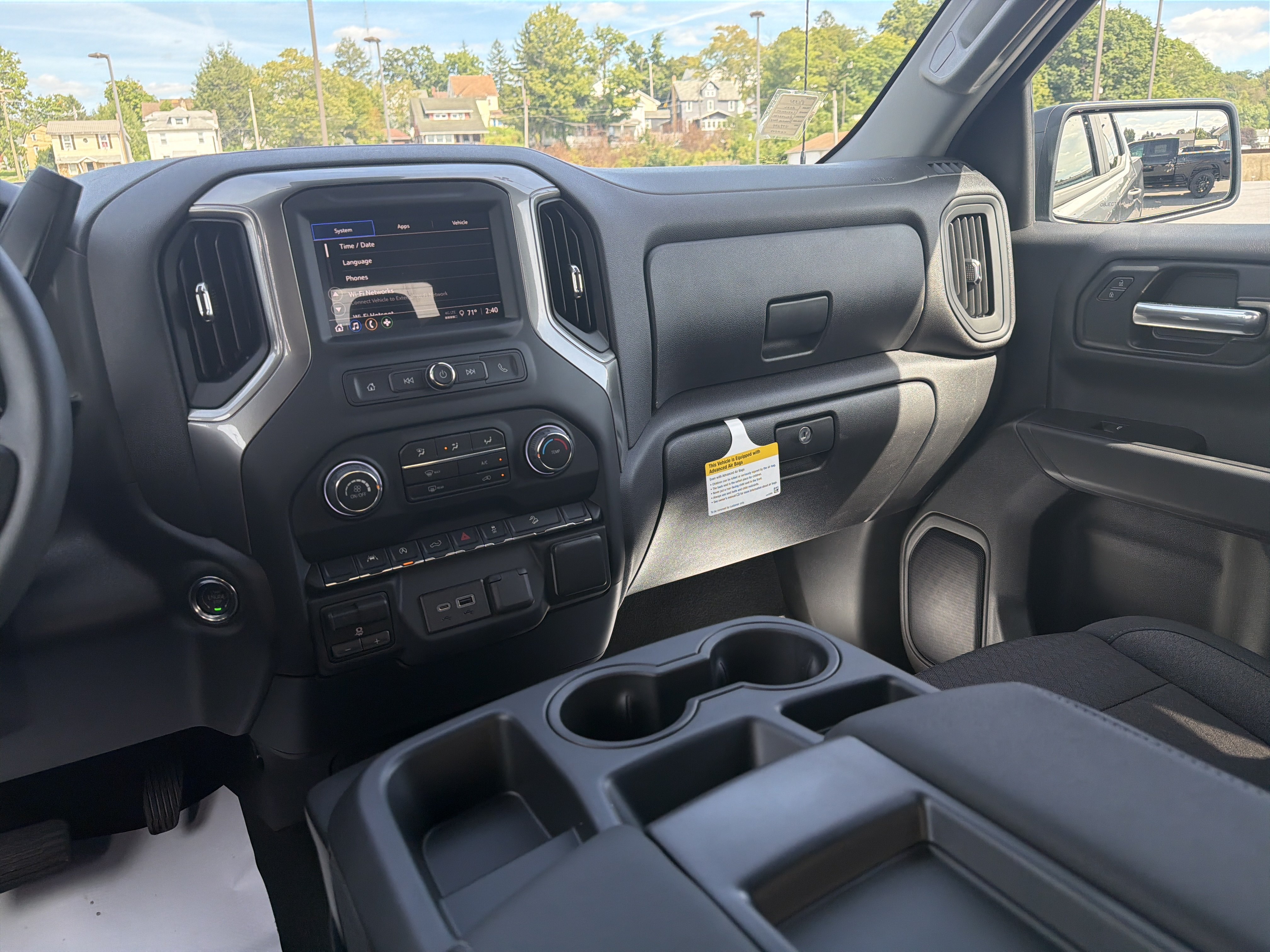 New 2026 Chevrolet Silverado 1500 Custom Trail Boss w/ LPO, Dark Essentials Package AWD/4WD image 7
