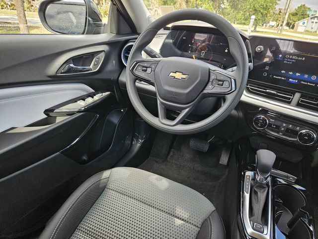 New 2026 Chevrolet Trax LT FWD image 9