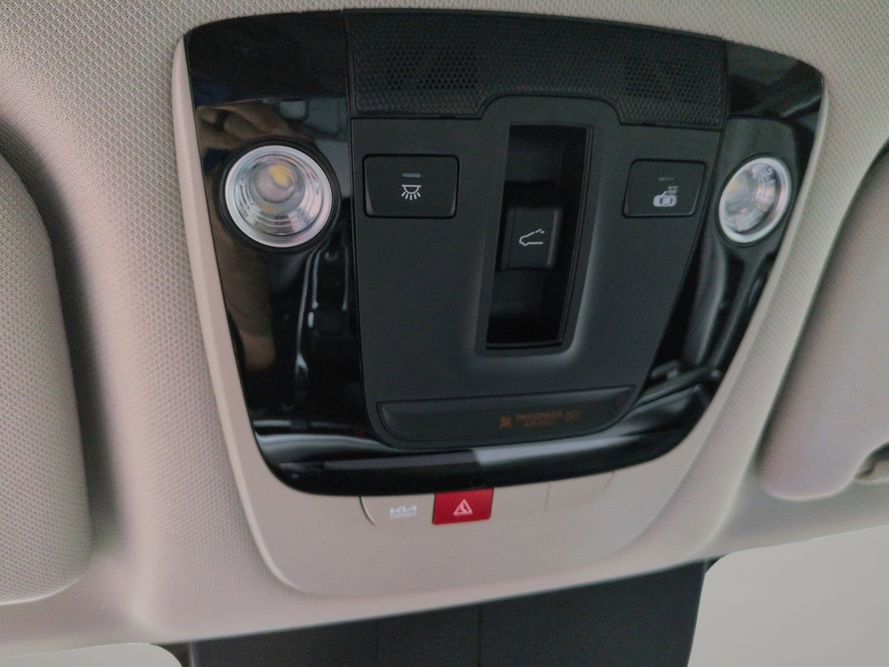 New 2026 Kia Sorento S w/ S Panoramic Sunroof Package FWD image 25