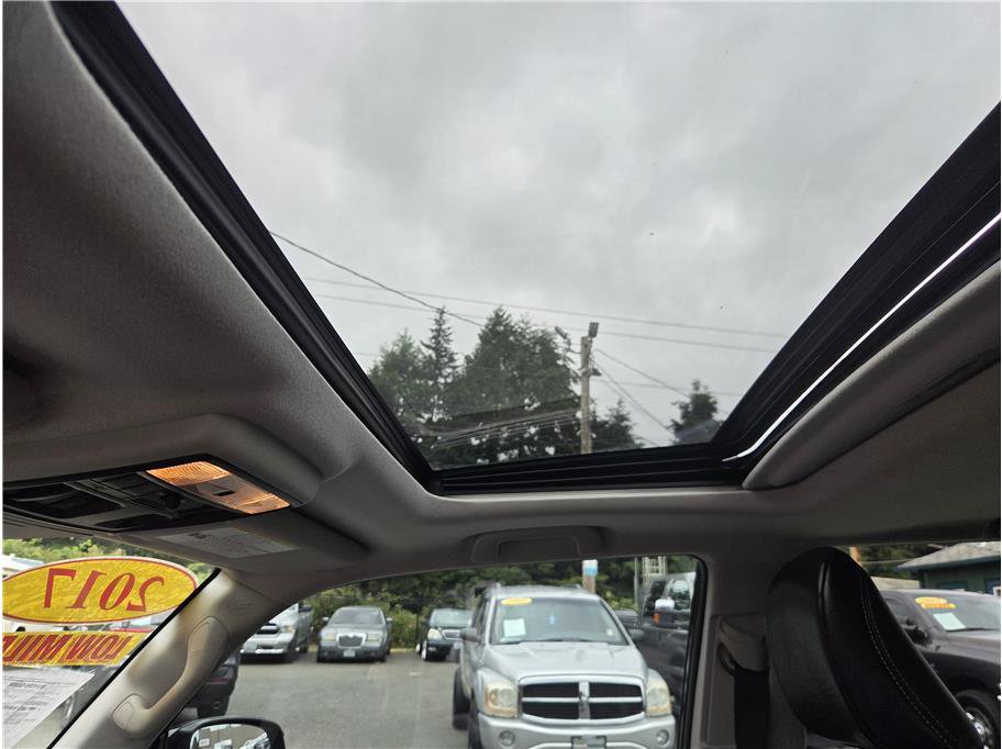 Used 2017 Toyota 4Runner SR5 Premium AWD/4WD image 26
