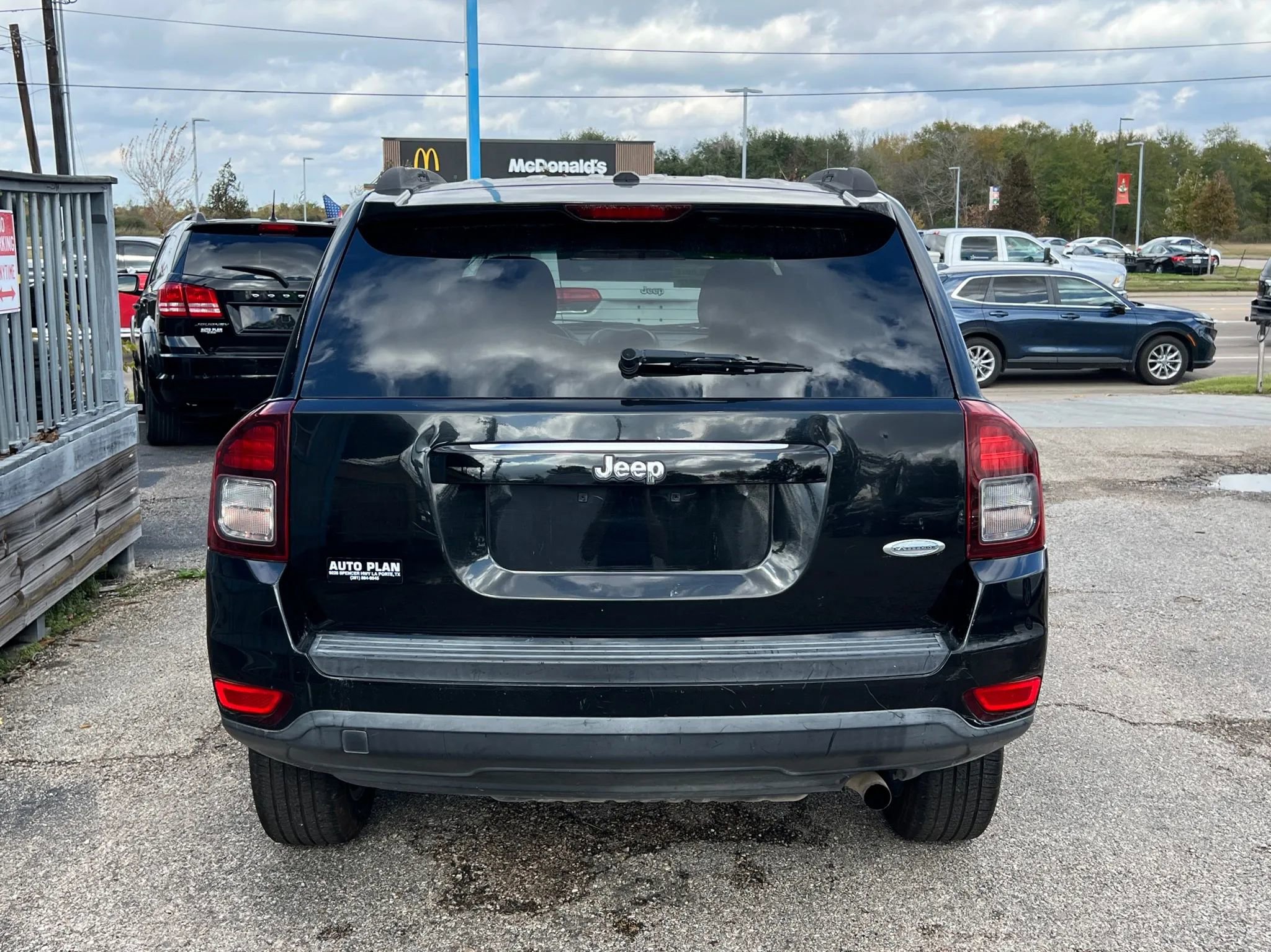 Used 2016 Jeep Compass Latitude image 7