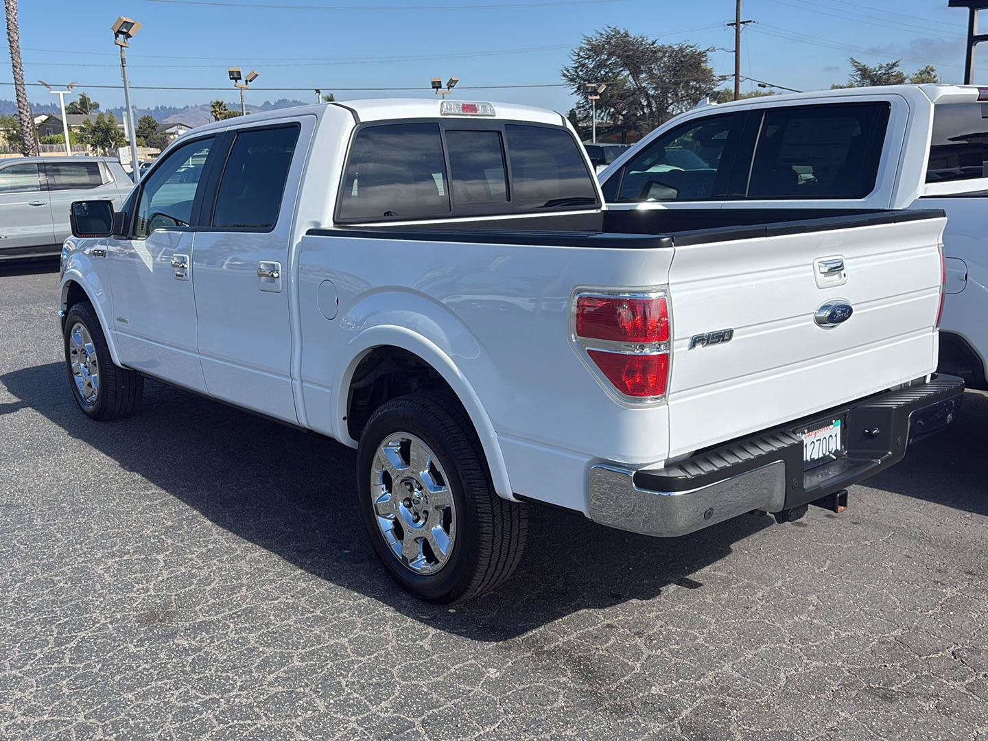 Used 2014 Ford F150 Lariat w/ Equipment Group 502A Luxury AWD/4WD image 17
