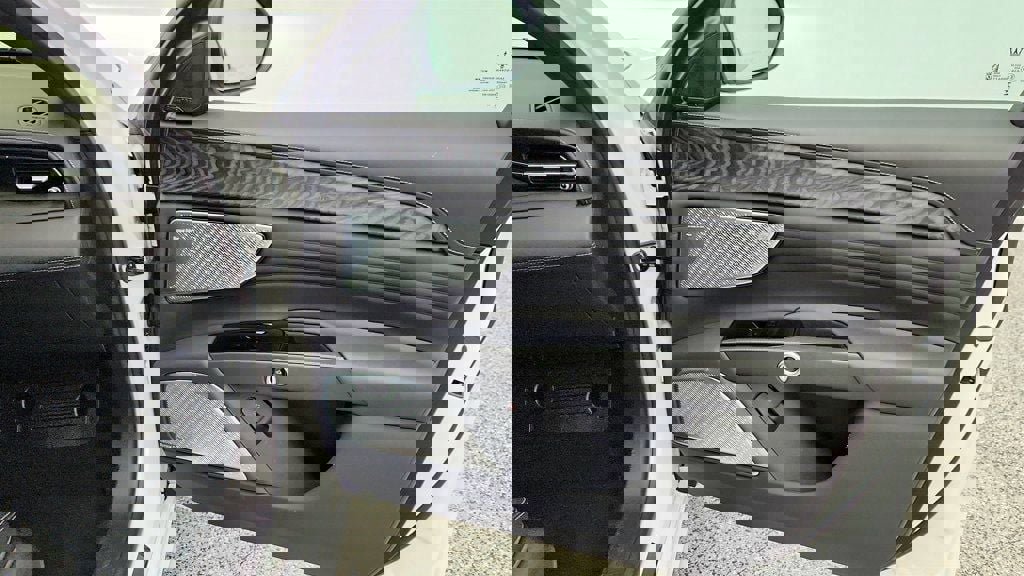 Used 2023 Maserati Grecale Modena image 28