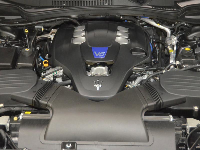 Used 2017 Maserati Quattroporte S image 12