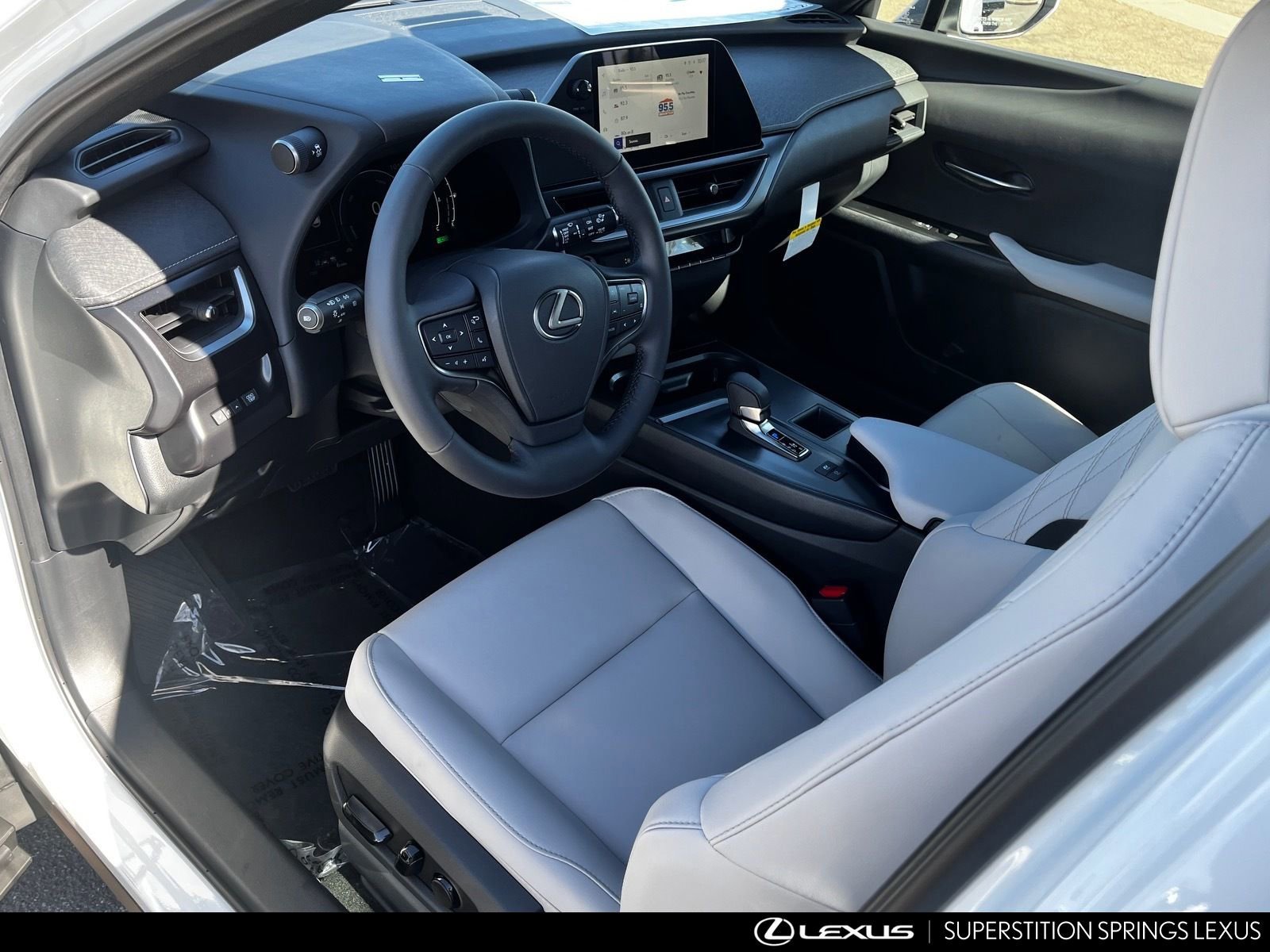 New 2026 Lexus UX 300h FWD image 11