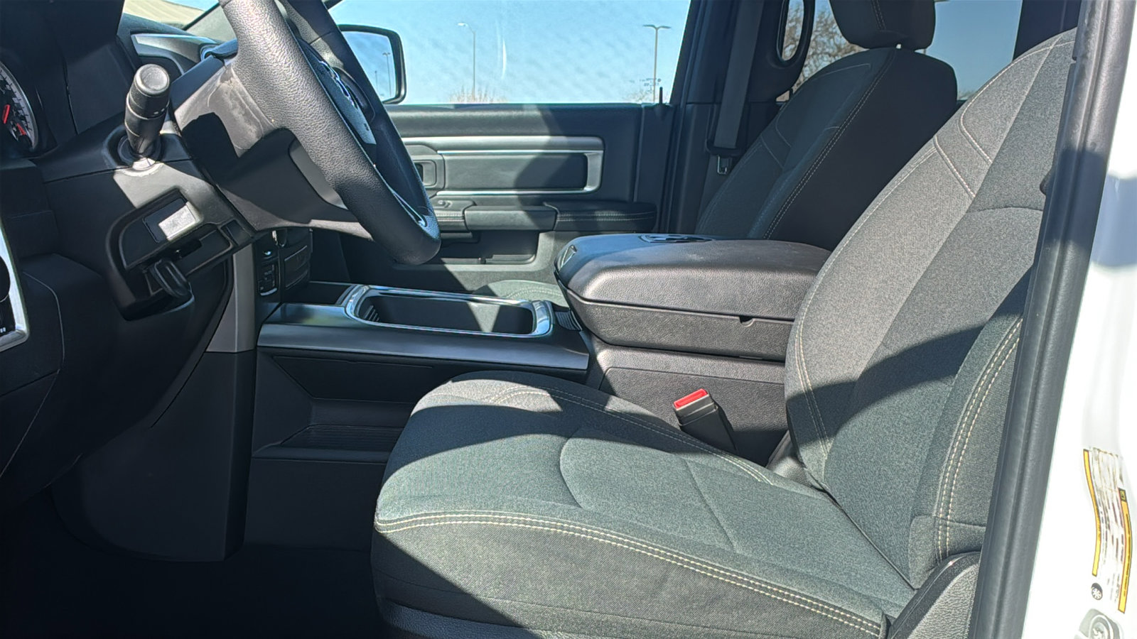 Used 2022 RAM 1500 Classic Warlock w/ Technology Package I AWD/4WD image 22