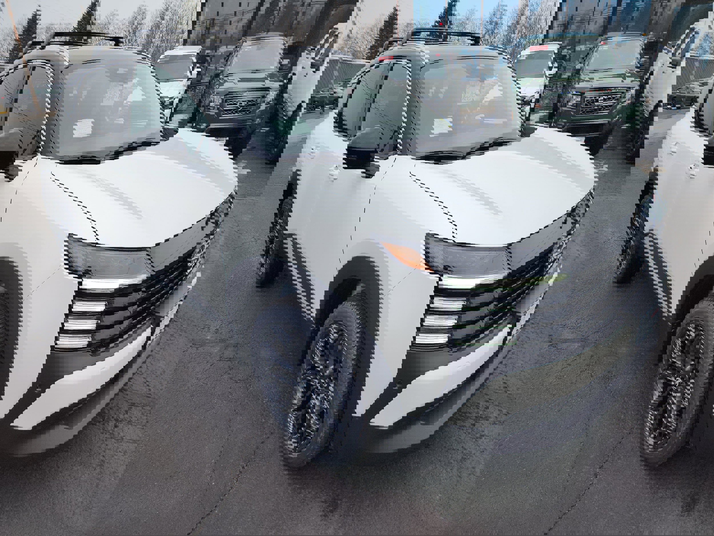 New 2026 Nissan Kicks SR image 2