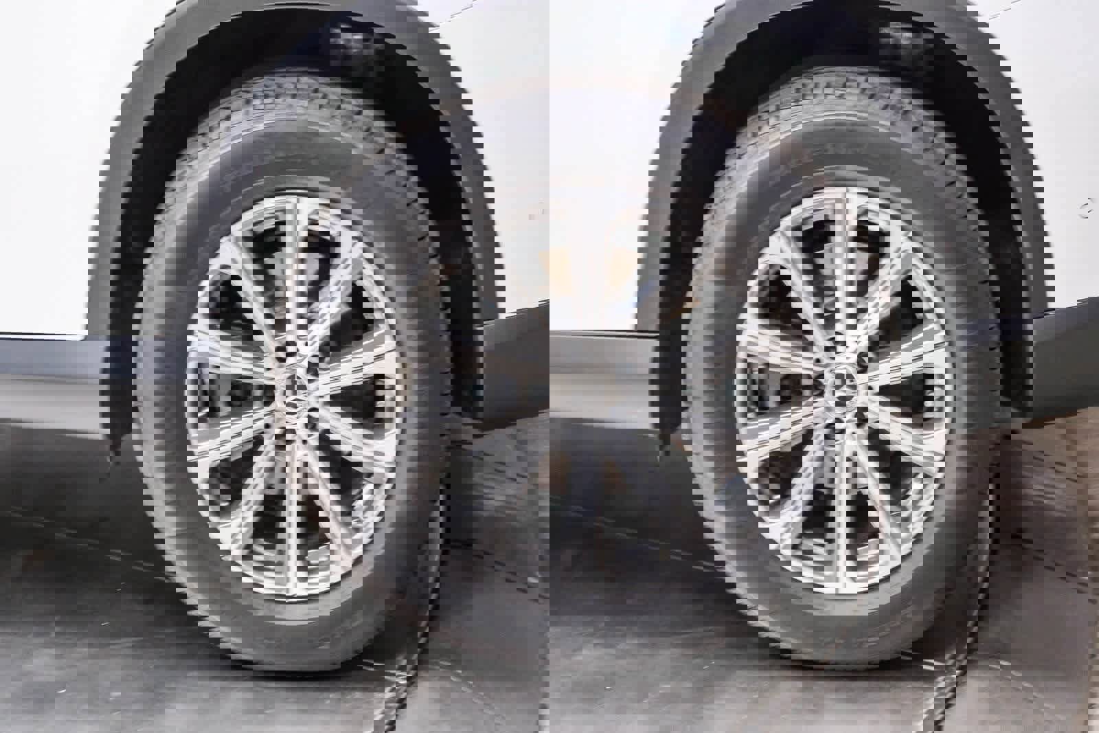 Certified 2025 Mercedes-Benz GLC 300 4MATIC image 10