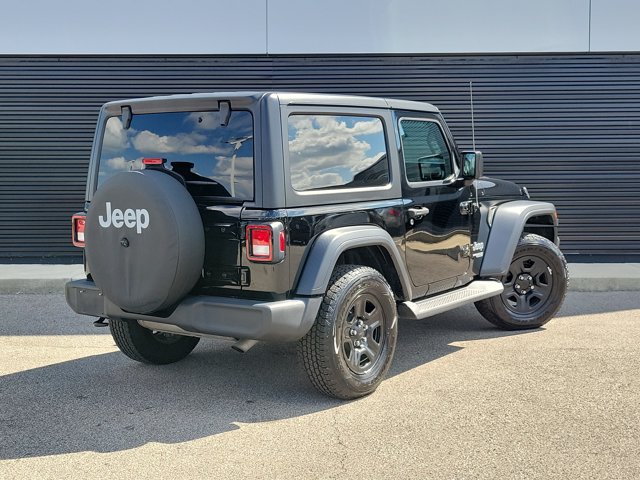 Used 2019 Jeep Wrangler Sport AWD/4WD image 3