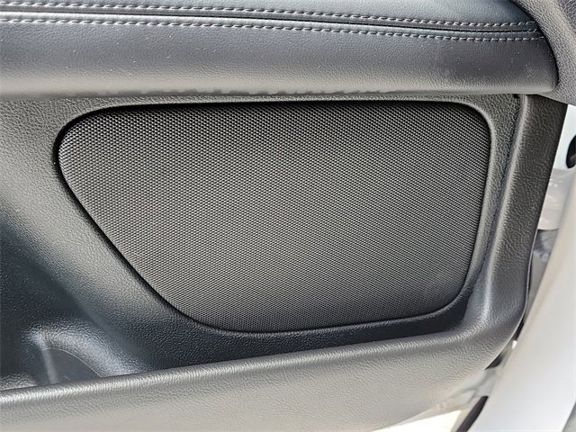 Used 2017 Lincoln MKZ Premiere image 32