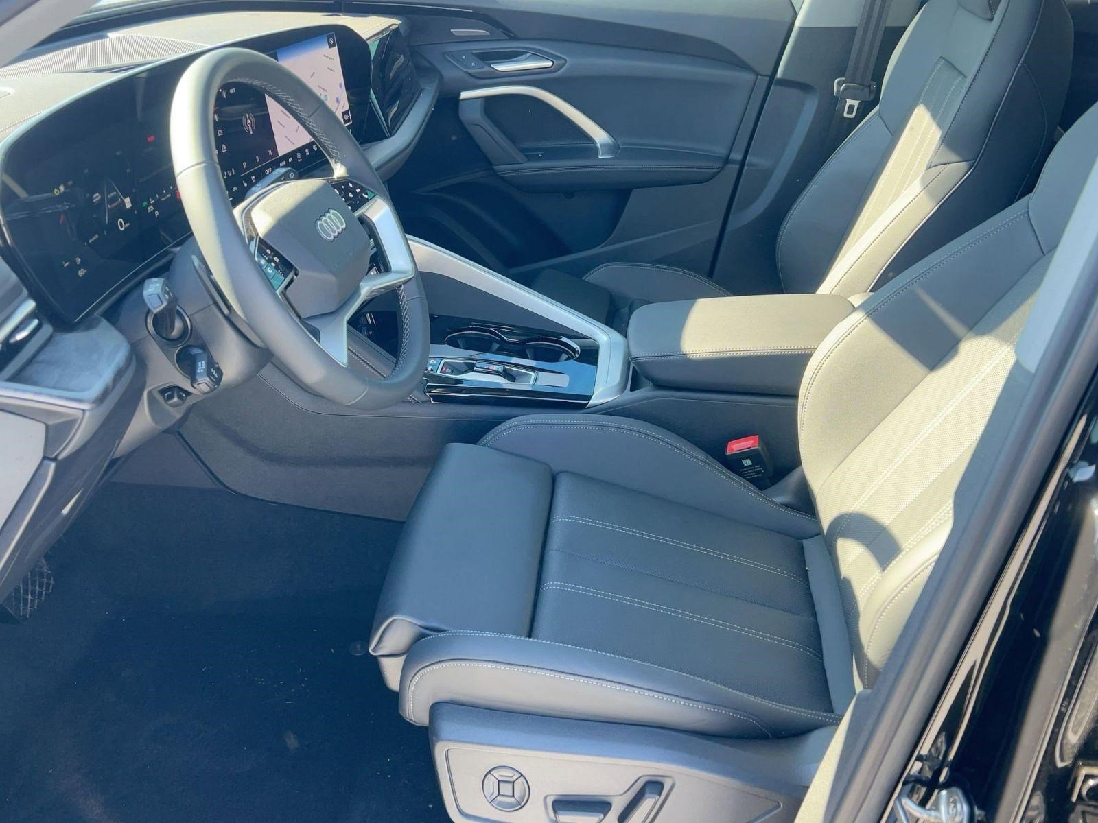 New 2025 Audi Q5 Premium AWD/4WD image 5