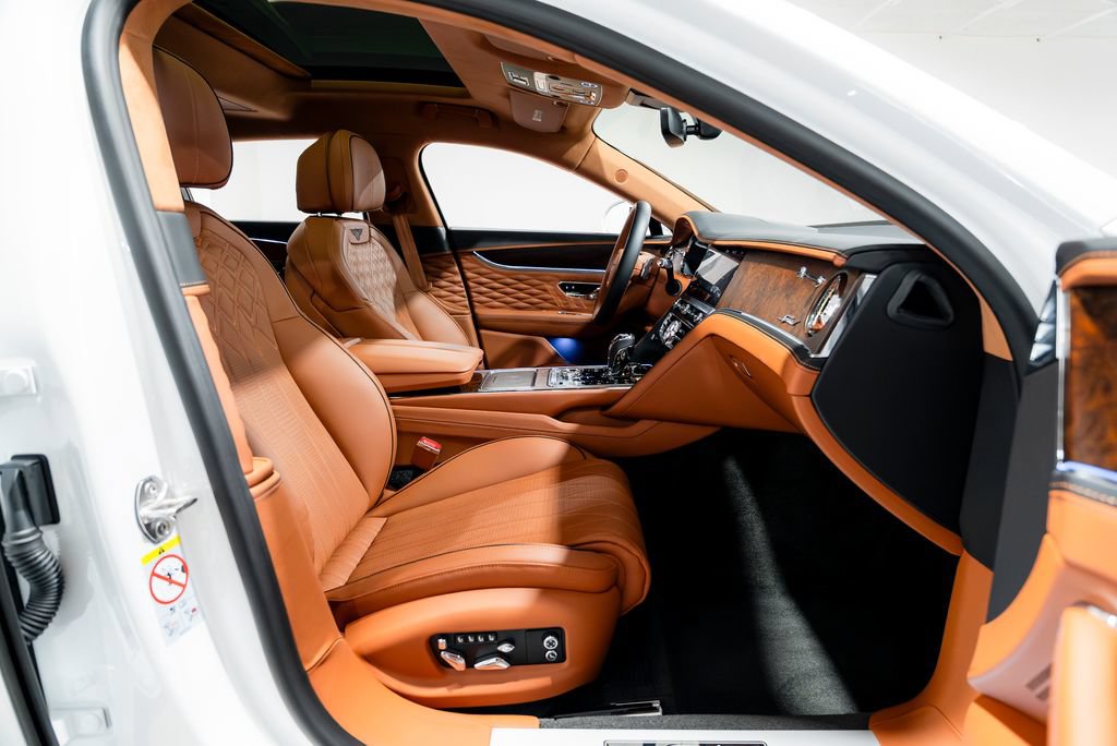 Used 2023 Bentley Flying Spur W12 AWD/4WD image 72