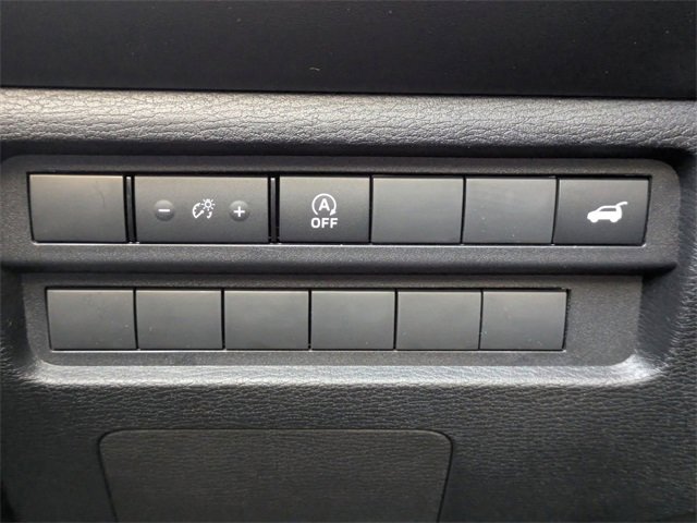 New 2026 Mitsubishi Outlander SE image 28