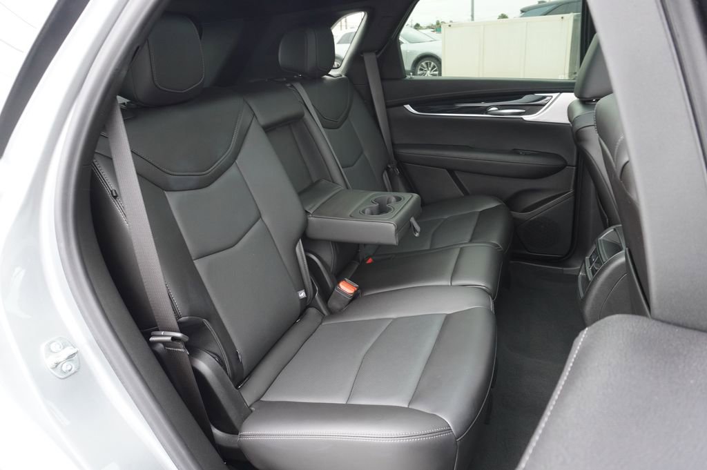Certified 2025 Cadillac XT5 Premium Luxury image 9