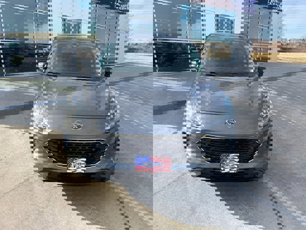 Used 2021 Ford Escape SE w/ SE Sport Appearance Package image 8