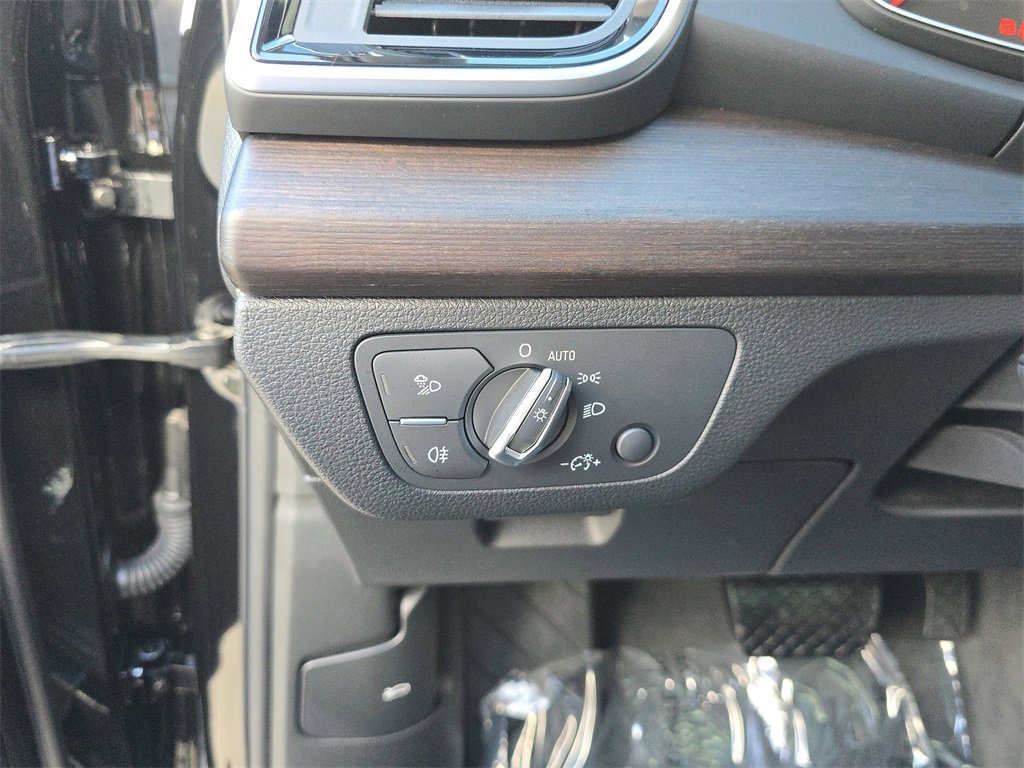 Used 2023 Audi Q5 2.0T Premium image 33