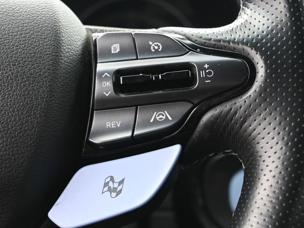 Used 2021 Hyundai Veloster N image 22