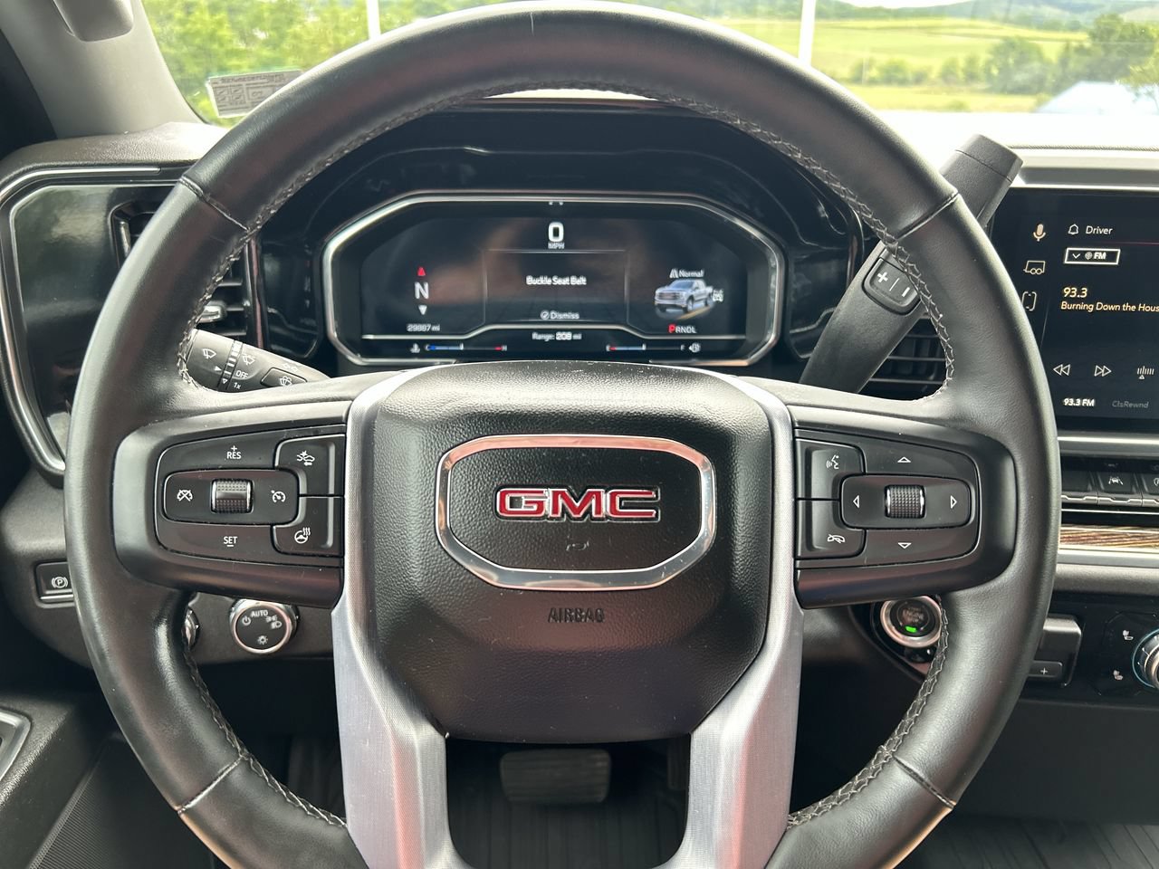 Used 2023 GMC Sierra 1500 SLE AWD/4WD image 26