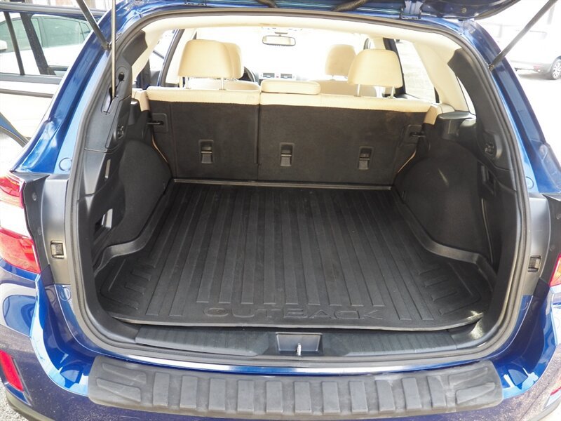 Used 2015 Subaru Outback 2.5i Premium AWD/4WD image 11