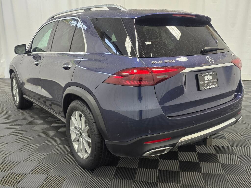 Used 2024 Mercedes-Benz GLE 350 GLE 350 w/ 3rd Row Seat Package image 4