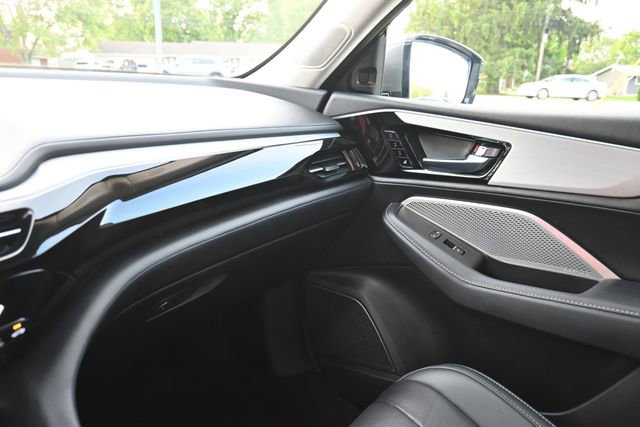 Used 2023 Acura MDX SH-AWD w/ Technology Package image 30