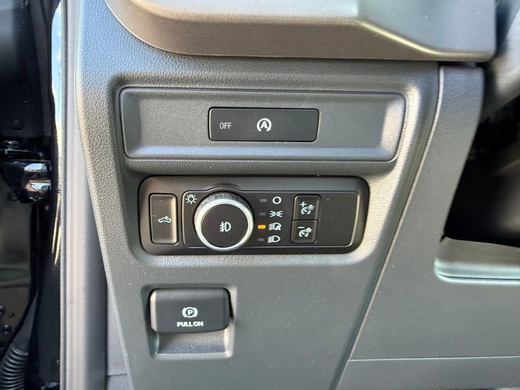 Used 2025 Ford F150 XL w/ Equipment Group 103A High image 7