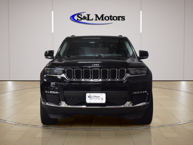 Used 2022 Jeep Grand Cherokee L Limited AWD/4WD image 2