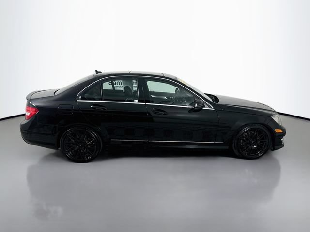Used 2013 Mercedes-Benz C 300 4MATIC Sedan image 8