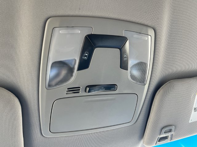 Used 2017 Toyota Sienna LE FWD image 19