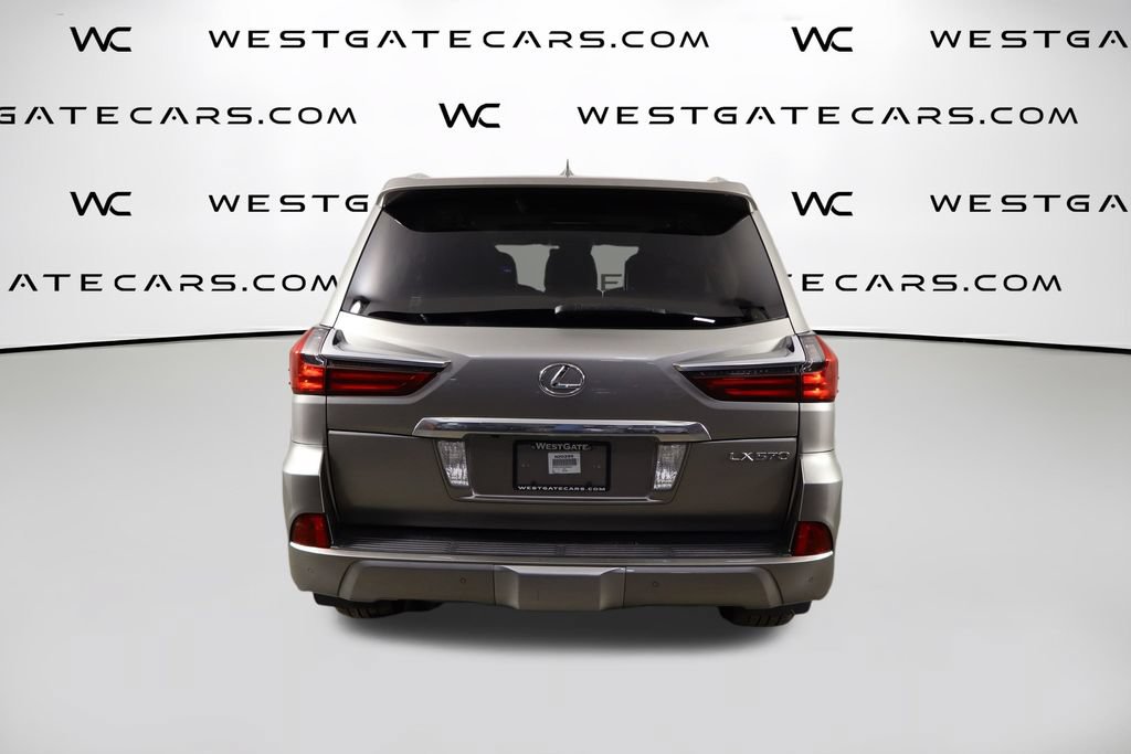 Used 2016 Lexus LX 570 4WD w/ Luxury Package image 4