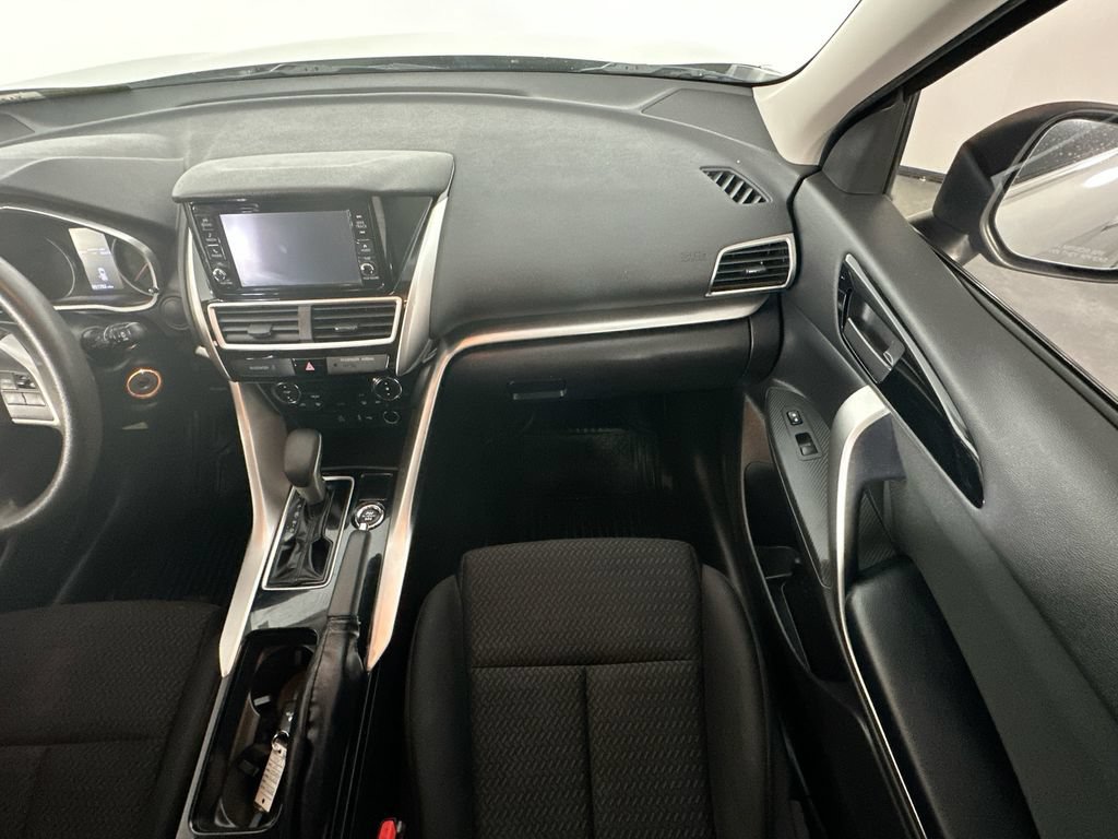 Used 2019 Mitsubishi Eclipse Cross ES AWD/4WD image 11