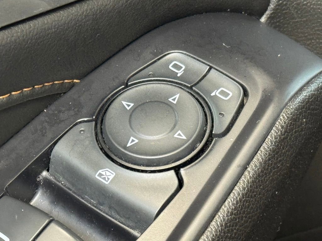 Used 2021 Chevrolet Traverse LS w/ LPO, Blackout Package FWD image 11