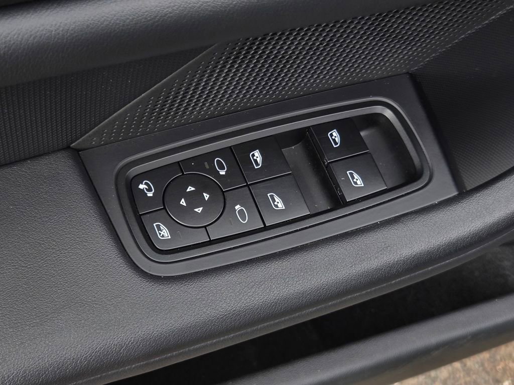 Used 2023 Porsche Taycan w/ Premium Package image 13