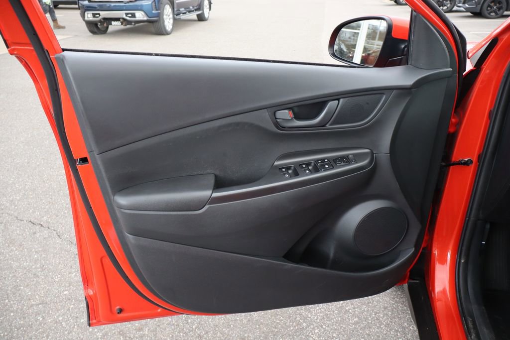 Used 2020 Hyundai Kona SEL image 8