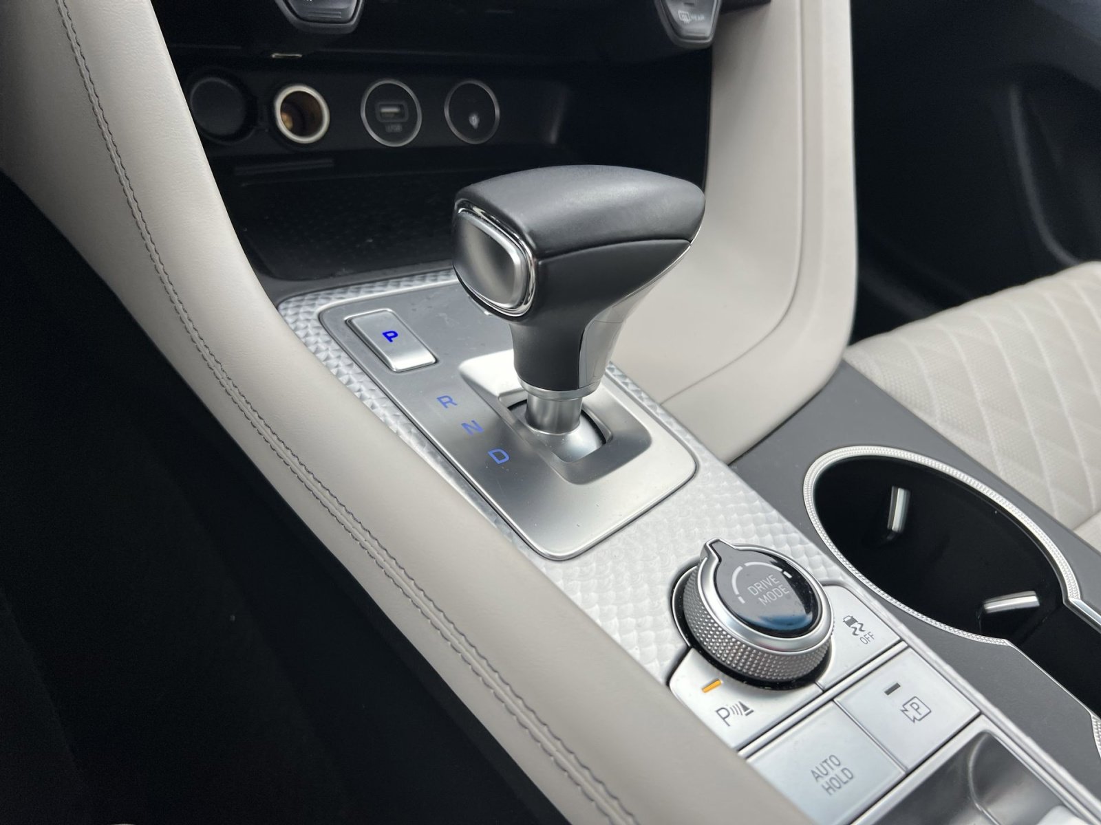 Used 2023 Genesis G70 3.3T w/ Sport Prestige Package image 22