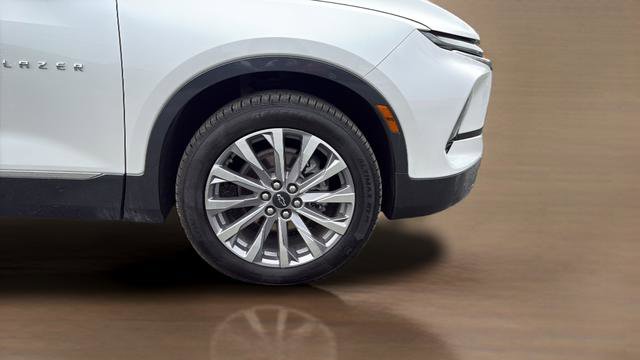 Used 2023 Chevrolet Blazer Premier w/ Driver Confidence II Package image 49